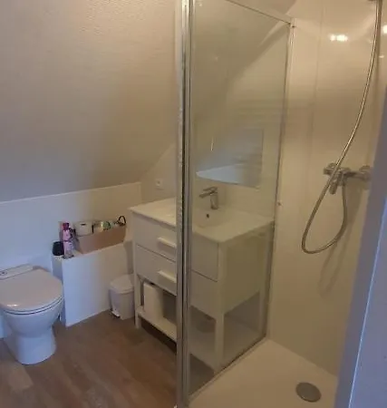 Cozy Sejour Chez Habitant Accommodatie bij particulieren Saint-Étienne-du-Rouvray
